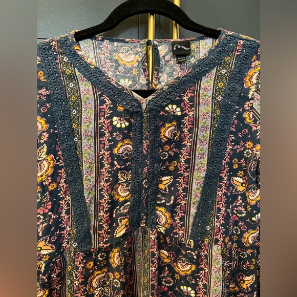 ART CLASS GIRLS FLORAL PRINT BLOUSE - Picture 2 of 4